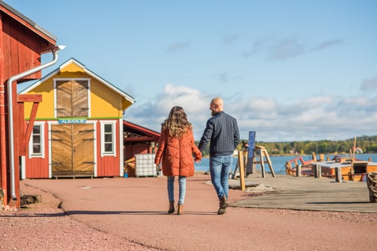 A couple walking in the maritime quarter